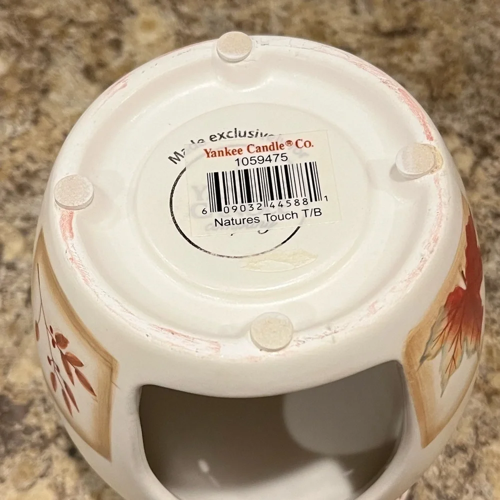 Yankee Candle Natures Touch Tart Warmer Leaf Pattern